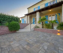 Istrien, Rebići: Elegante villa mit pool privat