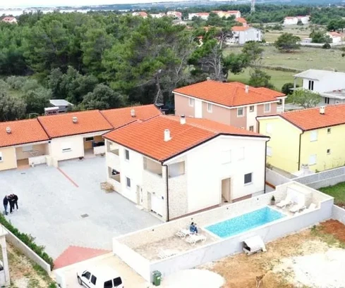 Apartments with a pool for tourist purposes