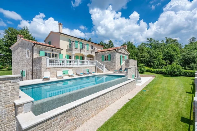 Gyönyörű villa medencével, Isztria, Pazin
