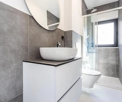 Luxusvilla tengerre néző panorámával eladó Brelában Horvátországban