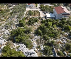 Marina, stavebný pozemok 461 m2, 300 m od mora a pláže