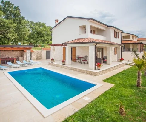 Nádherná vila s bazénem a výhledem na moře, Istrie, Poreč