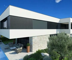 Istrien, Porec, moderne Villa im Bau mit Meerblick