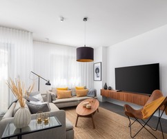 Moderne Villa auf der Insel Čiovo in unmittelbarer Nähe zum Meer mit Pool