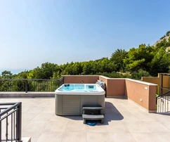 Villa authentique avec vue panoramique sur la mer à vendre en Croatie