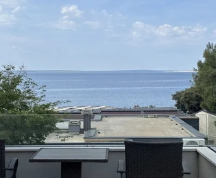 Appartement avec vue sur la mer, dans un emplacement attractif !