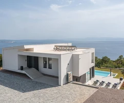 Kostrena, luxusní vila s panoramatickým výhledem a bazénem