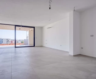 Byt na prodej v Novigradu se zahradou a parkovacím stáním v Chorvatsku