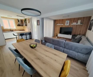 Vente maison Kaštel Štafilić 377 m2