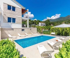 Villa de lujo con piscina y hermoso jardín, Istria, Opatija