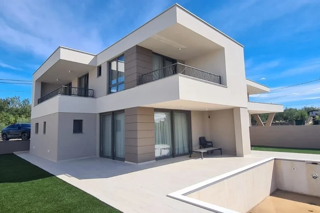 House Linardići, Krk, 165m2