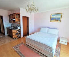 Palazzina con splendida vista sul mare in vendita a Brac
