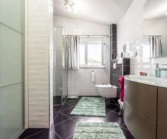 Villa mit Panoramablick in Okrug zu verkaufen in Kroatien