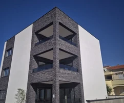 Neubau, schön eingerichtete Wohnungen Südseite