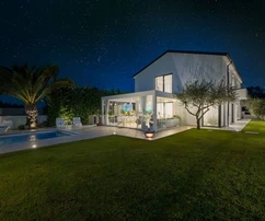 Villa de luxe à vendre dans un quartier paisible de Rovinj en Croatie