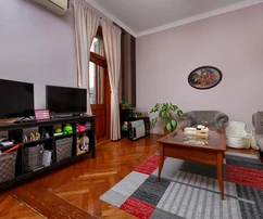 Опатия, центр, трехкомнатная квартира 90 м², панорамный вид на море