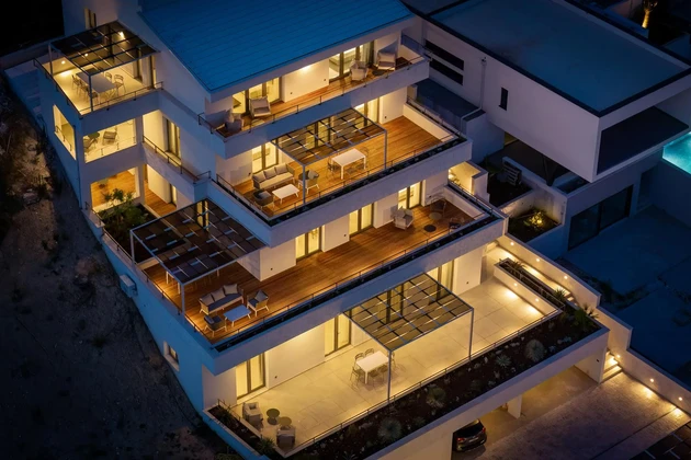 Casa de lujo en venta en Omiš con vistas al mar en Croacia