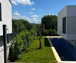 Modern villa medencével eladó Rovinjban Horvátországban