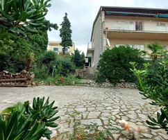 Großzügiges Einfamilienhaus nahe dem Meer in Crikvenica zu verkaufen in Kroatien