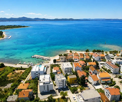 Croacia - Dalmacia - Zadar | Apartamento moderno con terraza en la azotea, a 50 m del mar
