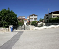 Istrien, Banjole: Apartmenthaus nahe meer