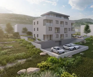 K. Lukšić, kétszobás, 59,2 m²-es lakás egy új épület földszintjén, 600 m-re a tengertől