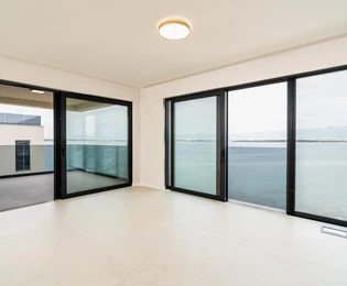 Zadar, Privlaka, luksusowe mieszkanie dwupokojowe, pierwszy rząd do morza, 114,11 m²