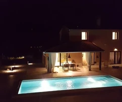 Istria, Labin - Współczesna willa z kamienia z basenem na sprzedaż