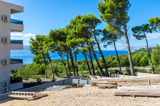 Makarska, apartament z widokiem na morze, przekształcony w dwa jednopokojowe apartamenty, nowa budowa