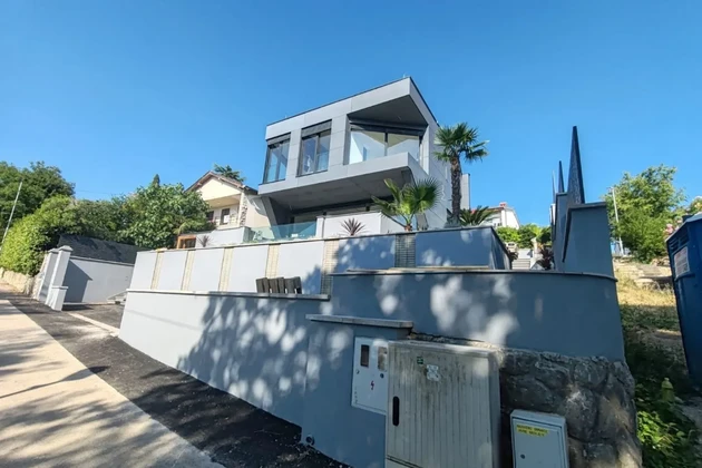 Luxury villa, island of Krk, Njivice, 100 m from the beach with sea view!