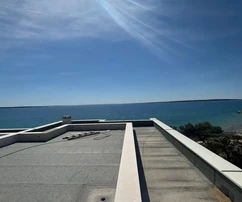 Nouveau penthouse avec terrasse sur le toit, première ligne face à la mer !
