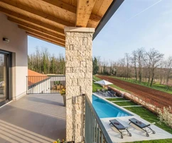 Villa moderna con piscina in vendita a Tinjan in Croazia