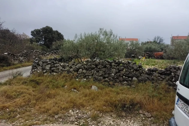 Rogoznica, Dvornica, terreno edificable 1500 m2