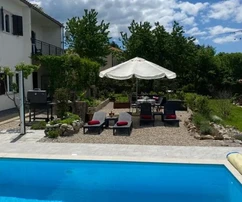 Brest, Istrien – Zwei charmante Häuser mit Pool und Aussicht