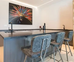 Észak-Dalmácia, Ljubač: Modern luxusvilla a tenger mellett