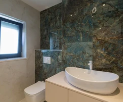 Rodinný dom s bazénom na predaj v Poreči v Chorvátsku