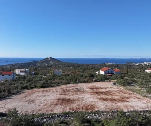 Primošten - Stavební pozemek 2186 m2