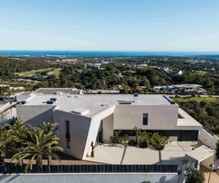 Villa moderne à Sotogrande avec vue sur la mer