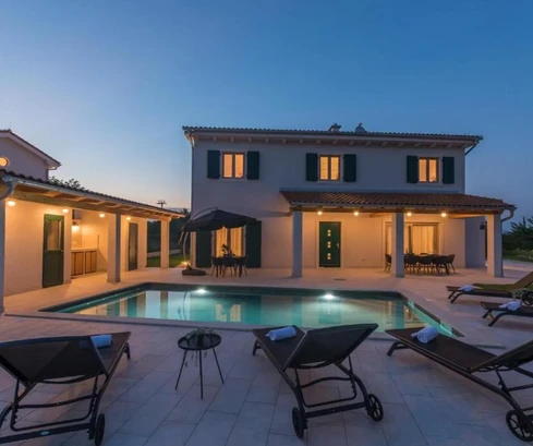 Villa mit Pool und Sauna in Barban zu verkaufen in Kroatien