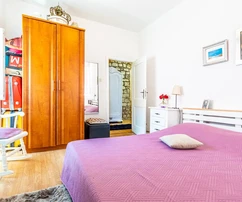 Dalmatinisches Haus zum Verkauf im historischen Stadtkern von Stari Grad in Kroatien