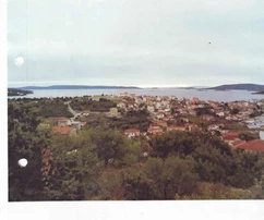 Seget Vranjica, stavebný pozemok 1708 m2, výhľad na more