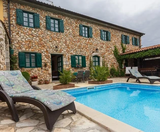 Incantevole villa con piscina in vendita a Bribir in Croazia