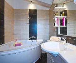 Casa independiente con piscina en venta en Marčana, Croacia