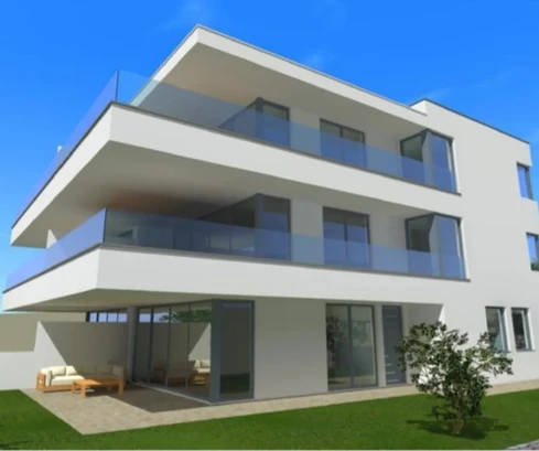 Apartamento de dos niveles en venta en Krk cerca del mar en Croacia