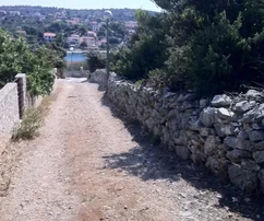 Rogoznica, building plot 1700 m2 in an excellent location