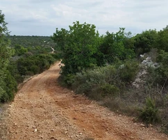 Trogir-Dintorni, Drvenik Mali, terreno agricolo, 200 m dal mare