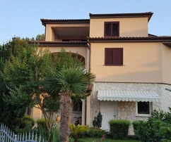 Maison spacieuse à vendre à Medulin près de la mer en Croatie