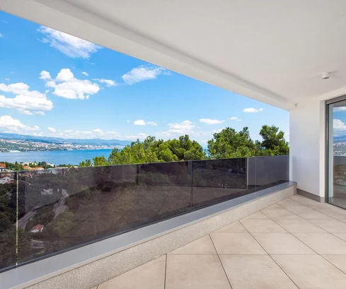 Penthouse à vendre avec vue mer à Opatija en Croatie
