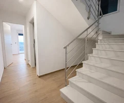 Pag, Povljana, appartamento duplex con vista mare, 122,39 m²