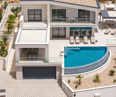 Split, Podstrana, villa de luxe avec garage, piscine et vue panoramique sur la mer